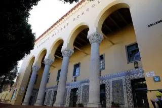 Everett Middle School image